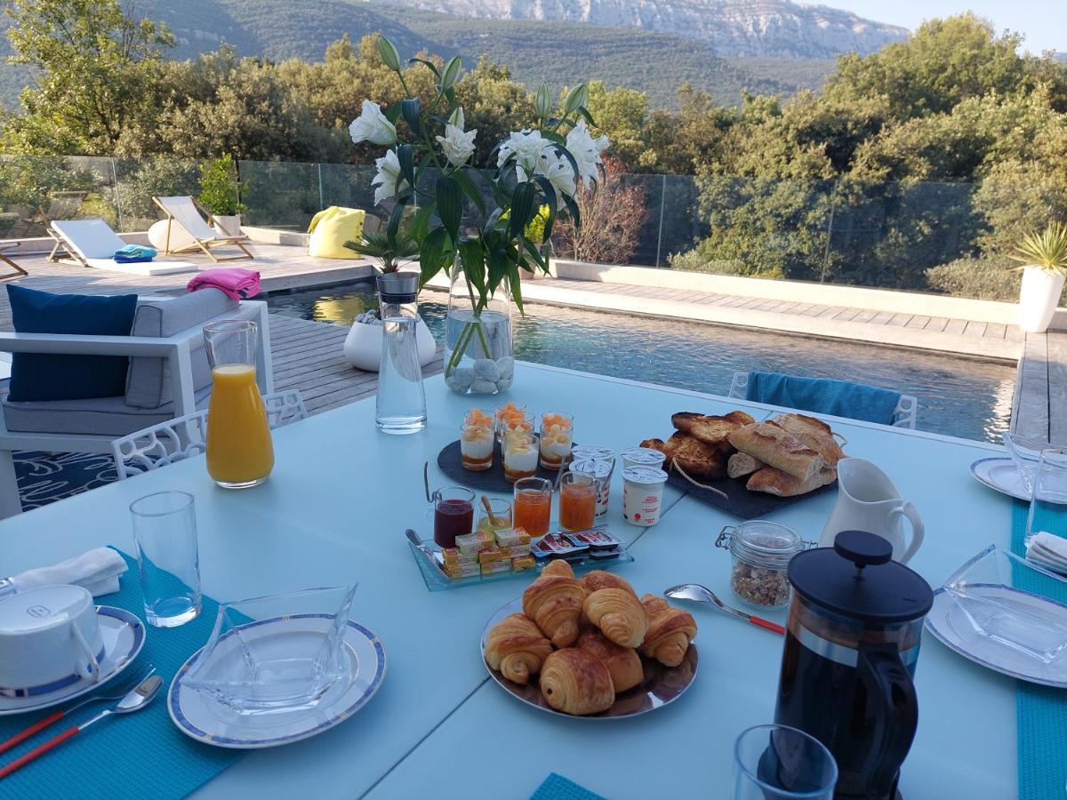 Chez Herve Et Lydie Nans-les-Pins Zewnętrze zdjęcie